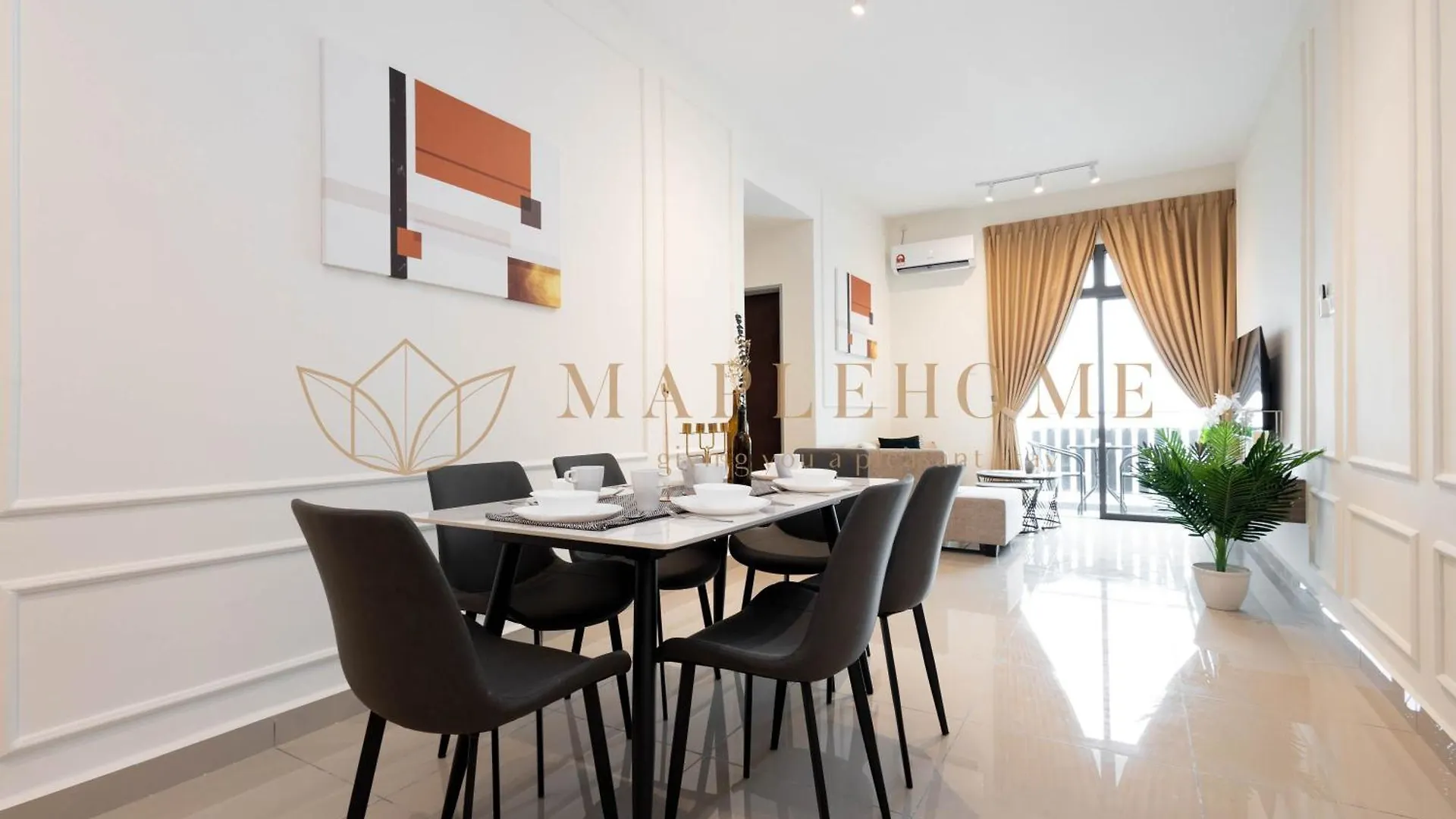 Ksl Residences 2 Premier Suites 新山 0*,